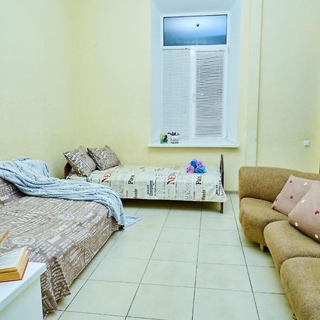 Troicka Lukks Apartameny Posutochno Pochasovo Apartment Суми Екстериор снимка